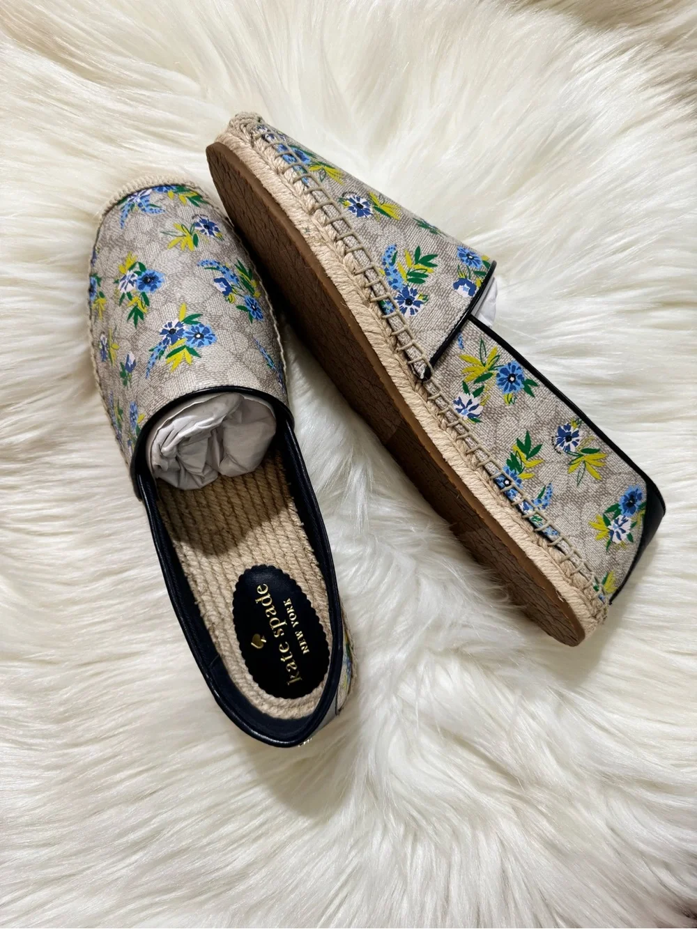 Kate Spade || Gwen Spade Flower Espadrille